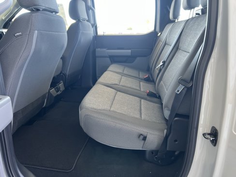 New 2026 Ford F250 4x4 Crew Cab Super Duty image 17