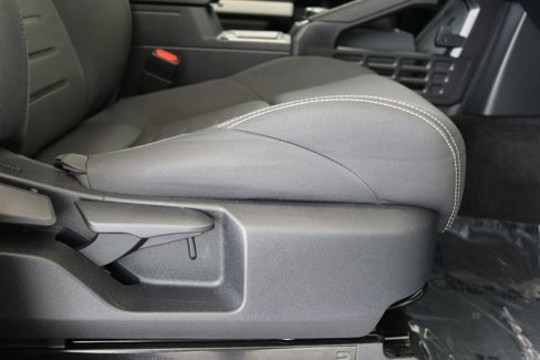 Used 2024 Toyota Tacoma TRD Off-Road image 32