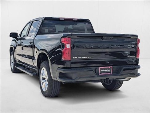 New 2025 Chevrolet Silverado 1500 Custom image 8