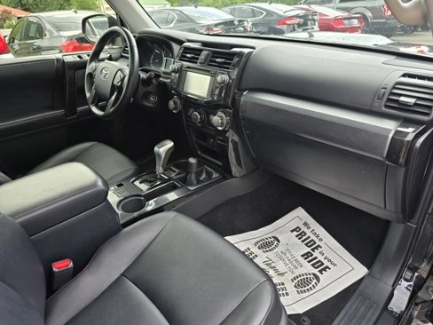 Used 2018 Toyota 4Runner TRD Off-Road Premium image 19