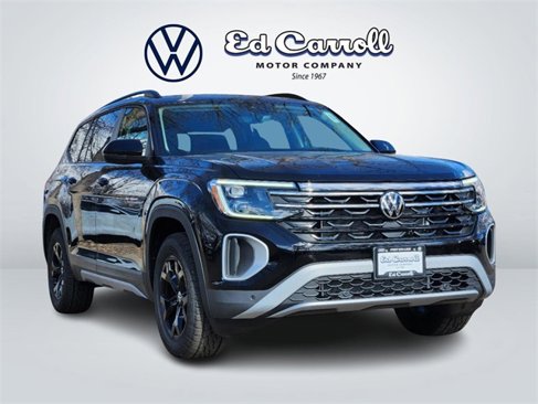 New 2025 Volkswagen Atlas Peak Edition SE image 3
