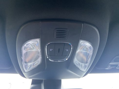 Used 2024 Jeep Compass Trailhawk image 22