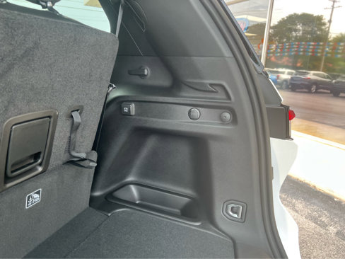 New 2025 Jeep Grand Cherokee L Limited w/ Black Appearance Package image 15