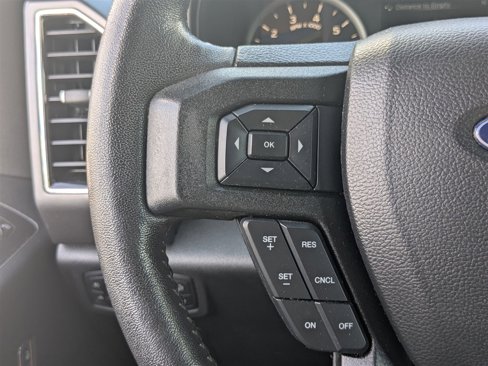 Used 2017 Ford F150 XLT w/ Equipment Group 302A Luxury image 16