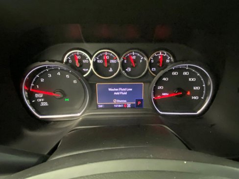 Used 2021 Chevrolet Suburban LT image 32