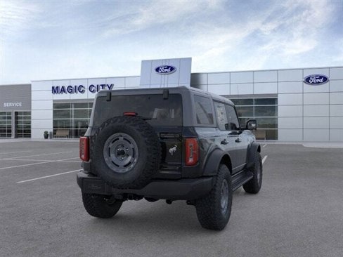 New 2025 Ford Bronco Outer Banks w/ Sasquatch Package image 8