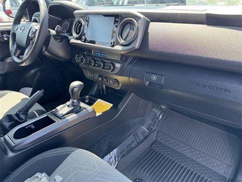 Used 2023 Toyota Tacoma TRD Sport image 5