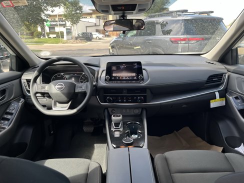 New 2026 Nissan Rogue S image 18