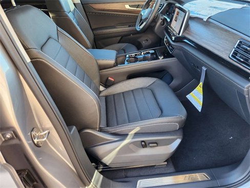 New 2025 Volkswagen Atlas SEL image 13