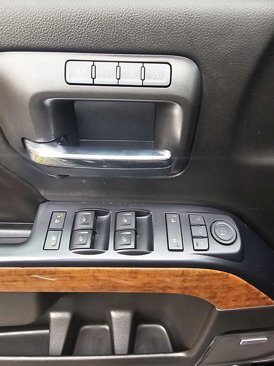 Used 2017 Chevrolet Silverado 1500 High Country image 23