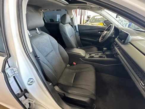 Used 2023 Honda Accord EX image 37
