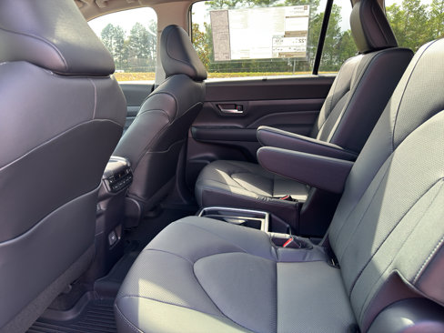 New 2026 Toyota Grand Highlander Limited image 17