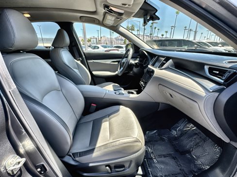 Used 2024 INFINITI QX50 Luxe image 29