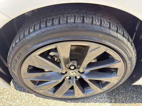Used 2024 Toyota Corolla SE image 37