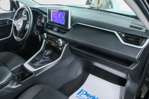 Used 2024 Toyota RAV4 LE image 25