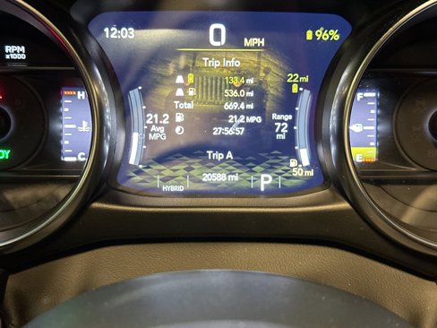 Certified 2022 Jeep Wrangler Unlimited Sahara w/ Cold Weather Group image 27