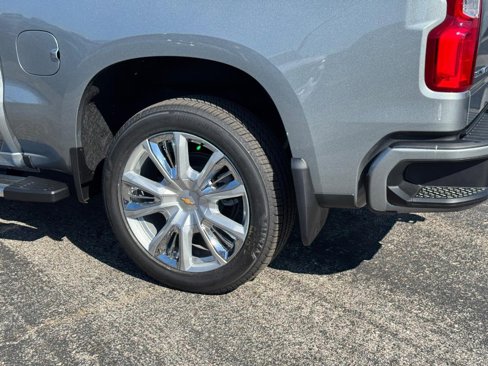 New 2026 Chevrolet Silverado 1500 High Country w/ High Country Premium Package image 4