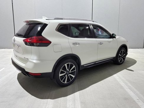 Used 2017 Nissan Rogue SL image 24