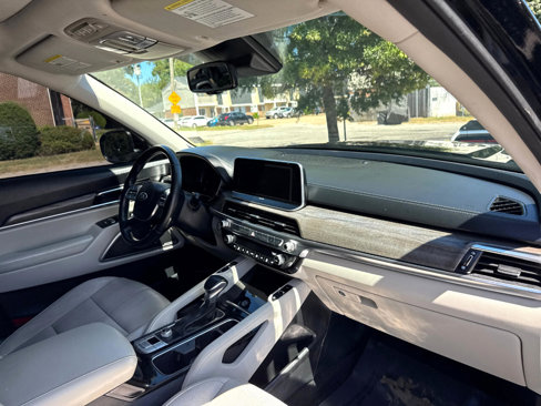 Used 2020 Kia Telluride EX w/ EX Premium Package image 23