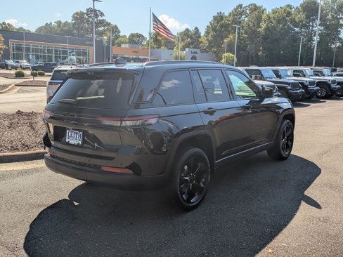 New 2025 Jeep Grand Cherokee Limited image 5