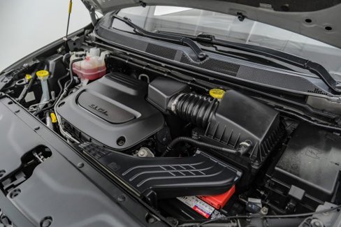 Used 2022 Chrysler Pacifica Touring-L image 40