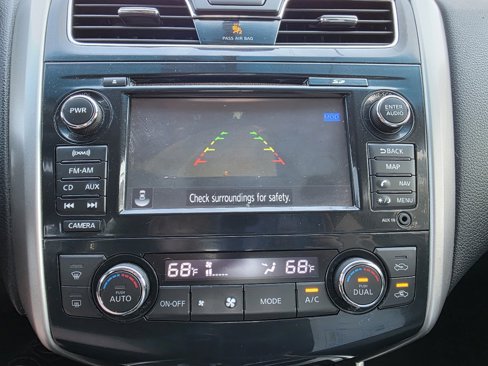 Used 2013 Nissan Altima 2.5 SL w/ Technology Pkg image 29