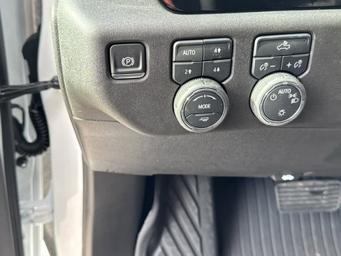New 2026 Chevrolet Silverado 1500 LT w/ Z71 Off-Road Package image 14
