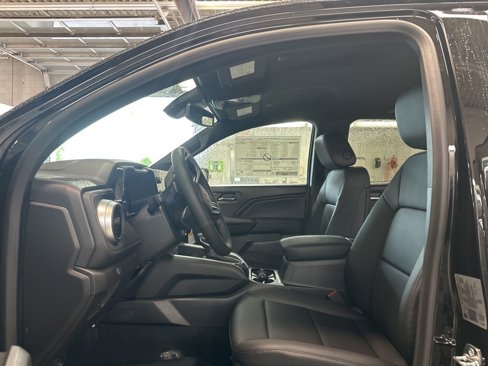 New 2025 Chevrolet Colorado LT w/ LT Convenience Package image 10