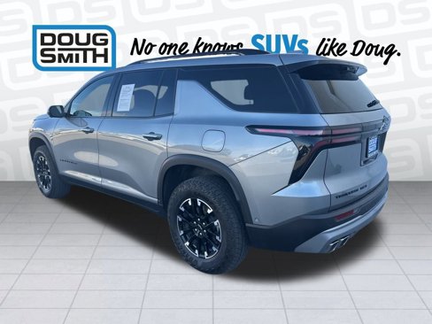 Used 2024 Chevrolet Traverse Z71 w/ Enhanced Driving Package image 4