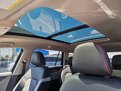 New 2025 Volkswagen Atlas Peak Edition SE image 22