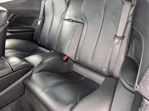 Used 2016 BMW 650i Convertible image 16