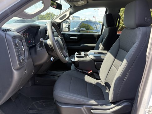 Used 2021 Chevrolet Silverado 1500 Custom w/ Custom Max Trailering Package image 9