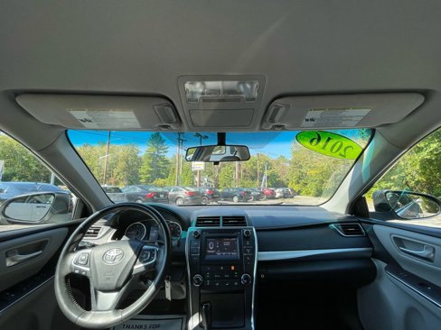 Used 2016 Toyota Camry SE image 24