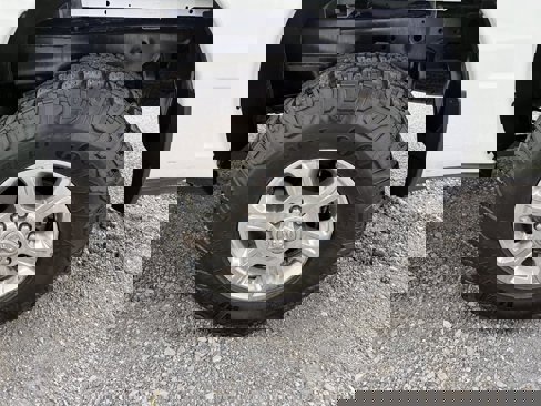 Used 2023 RAM 2500 Big Horn w/ Level 1 Equipment Group image 16