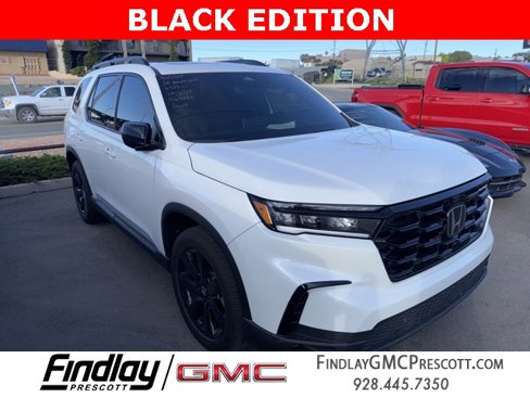 Used 2025 Honda Pilot Black Edition image 3