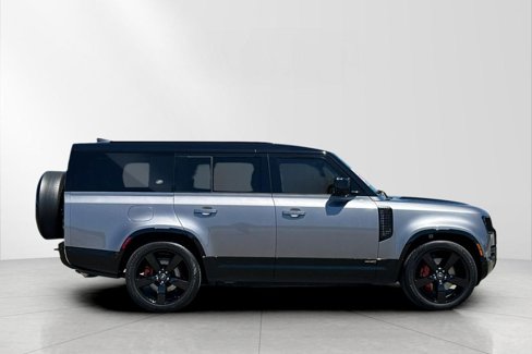 Used 2024 Land Rover Defender 130 X image 7