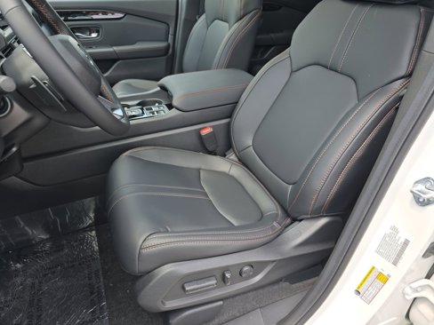 New 2025 Honda Pilot TrailSport image 32