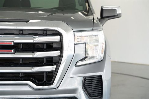 Used 2022 GMC Sierra 1500 SLE image 11