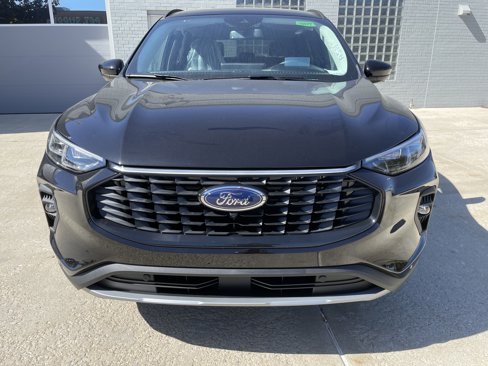 New 2026 Ford Escape SE image 9