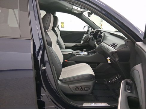 New 2025 Lexus TX 500h AWD image 28