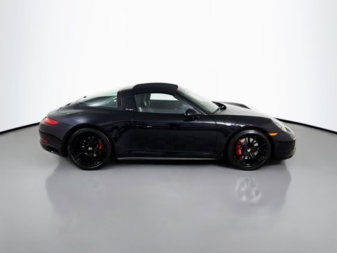 Certified 2019 Porsche 911 Targa 4S image 8