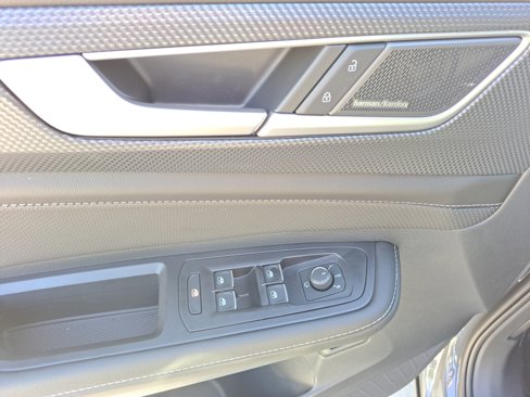 New 2026 Volkswagen Atlas Cross Sport SEL Premium R-Line image 16