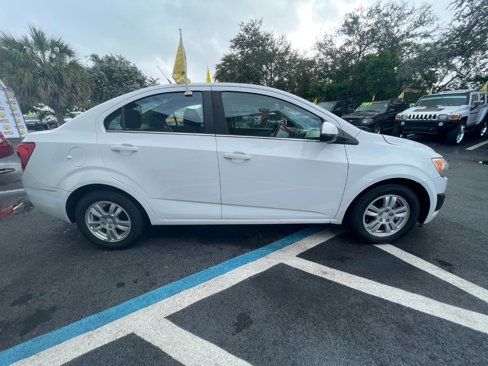 Used 2013 Chevrolet Sonic LT image 8