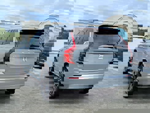New 2026 Volvo XC90 B6 Plus w/ Protection Package Premier image 5