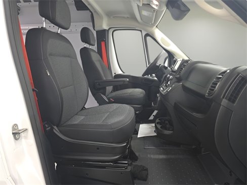 Used 2025 RAM ProMaster 2500 w/ Convenience Group image 13