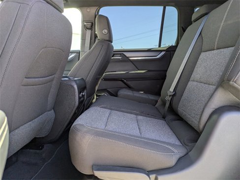 New 2025 GMC Acadia Elevation w/ Black Edition image 15
