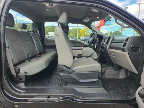 Used 2019 Ford F250 XL w/ STX Appearance Package image 12