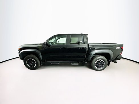 Used 2024 Toyota Tacoma TRD Off-Road image 4