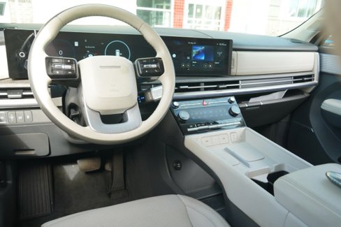Used 2024 Hyundai Santa Fe Calligraphy image 52