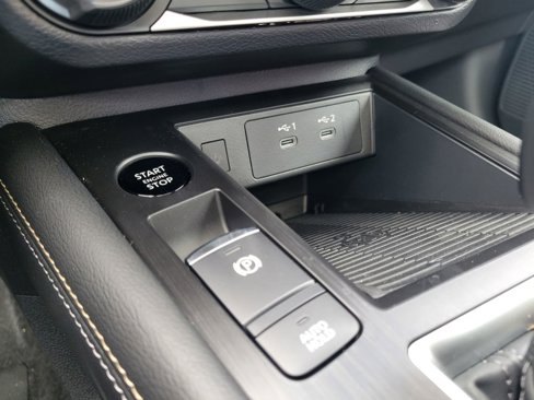 New 2025 Nissan Kicks SV w/ SV Premium Package image 24